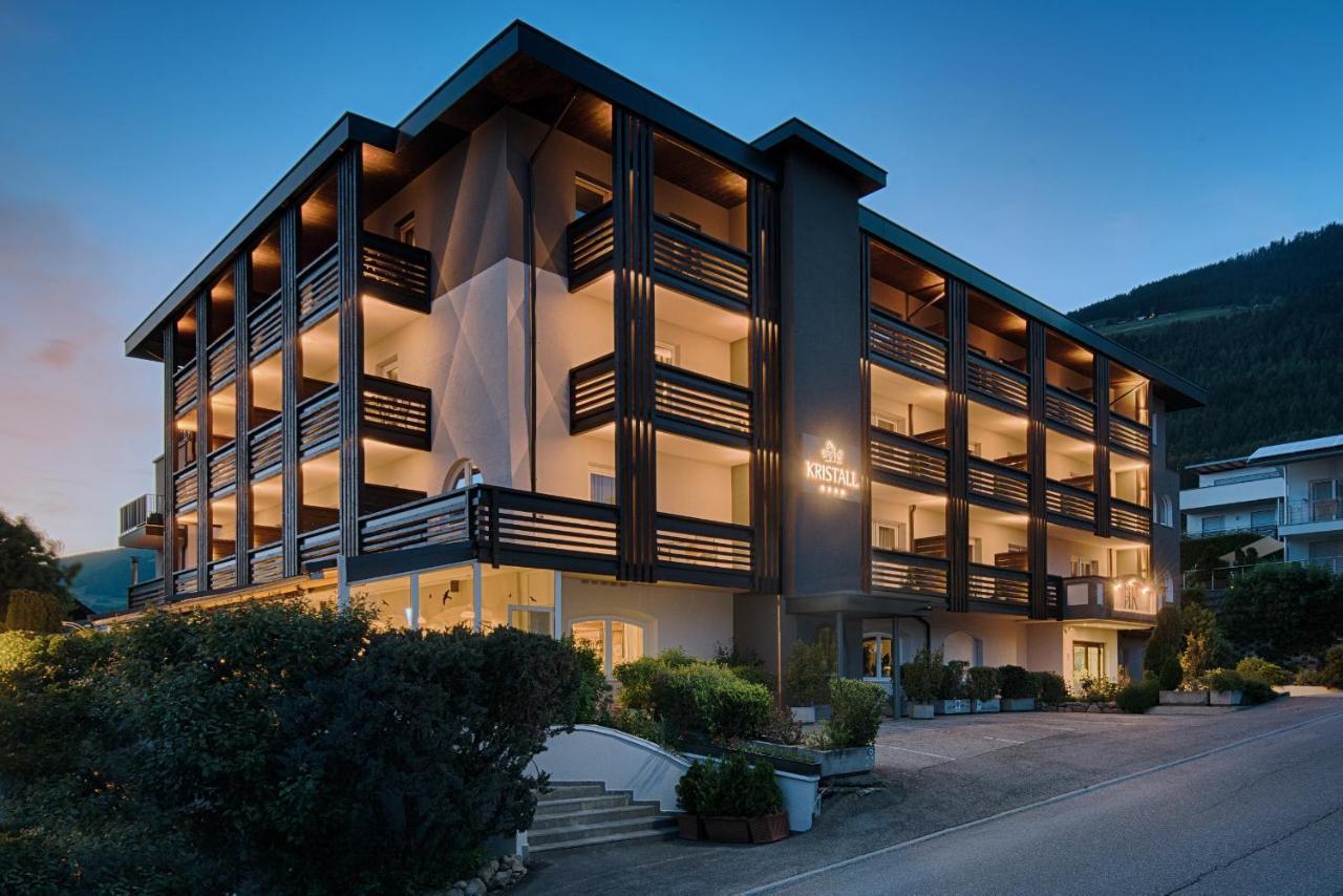 Hotel Kristall Falzes Exterior foto