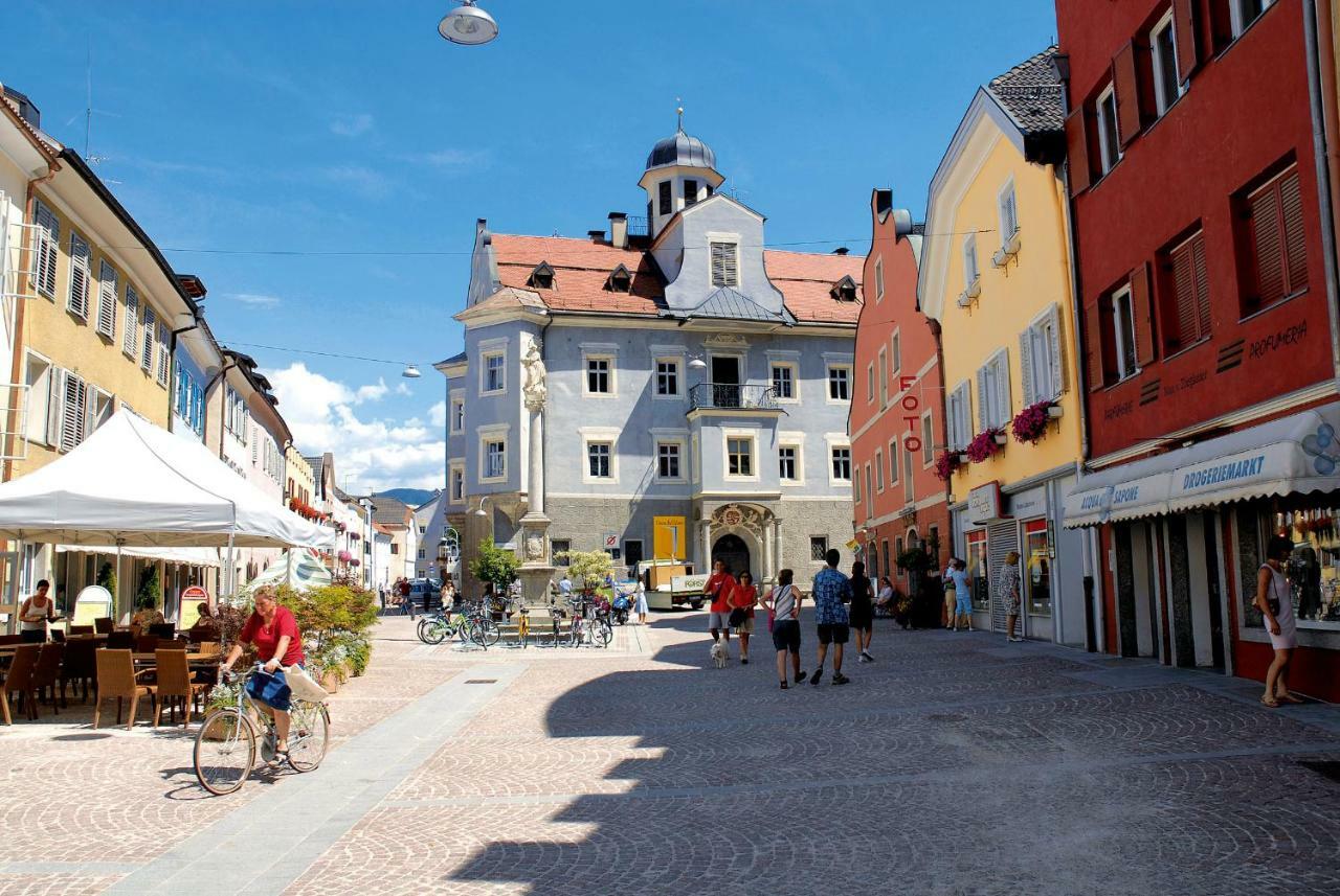 Hotel Kristall Falzes Exterior foto