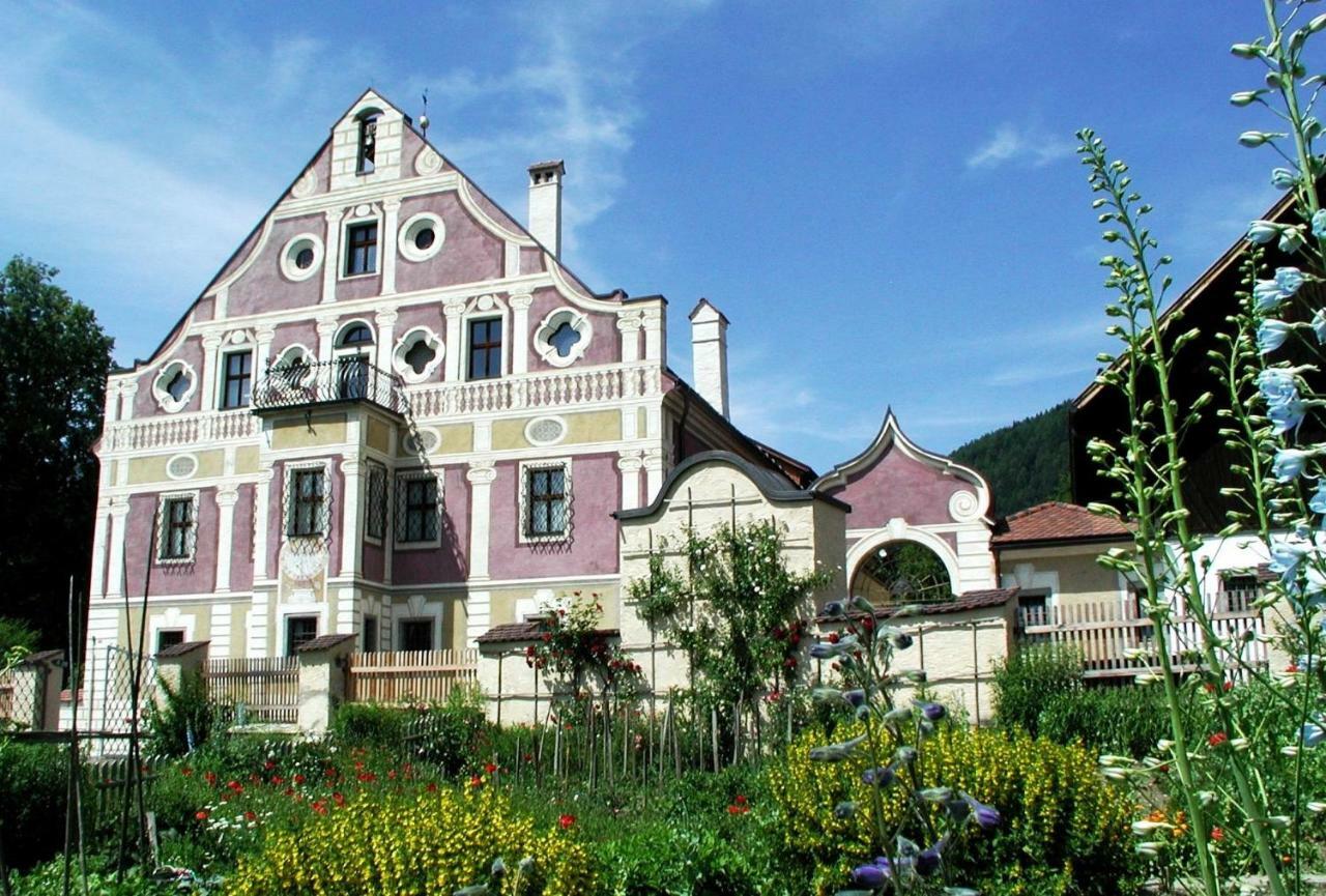 Hotel Kristall Falzes Exterior foto